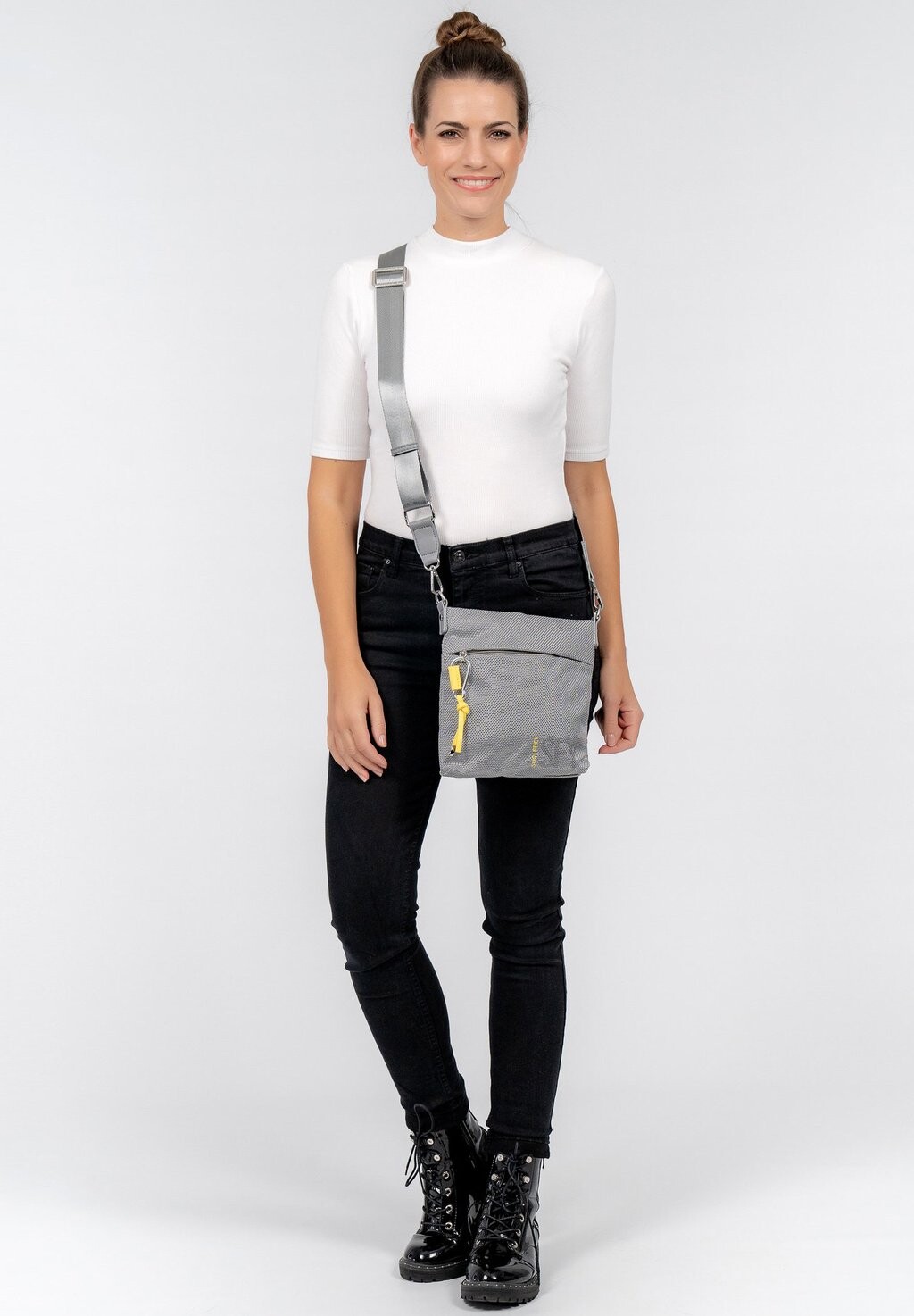 Сумка через плечо SURI FREY
Сумка через плечо SURI FREY