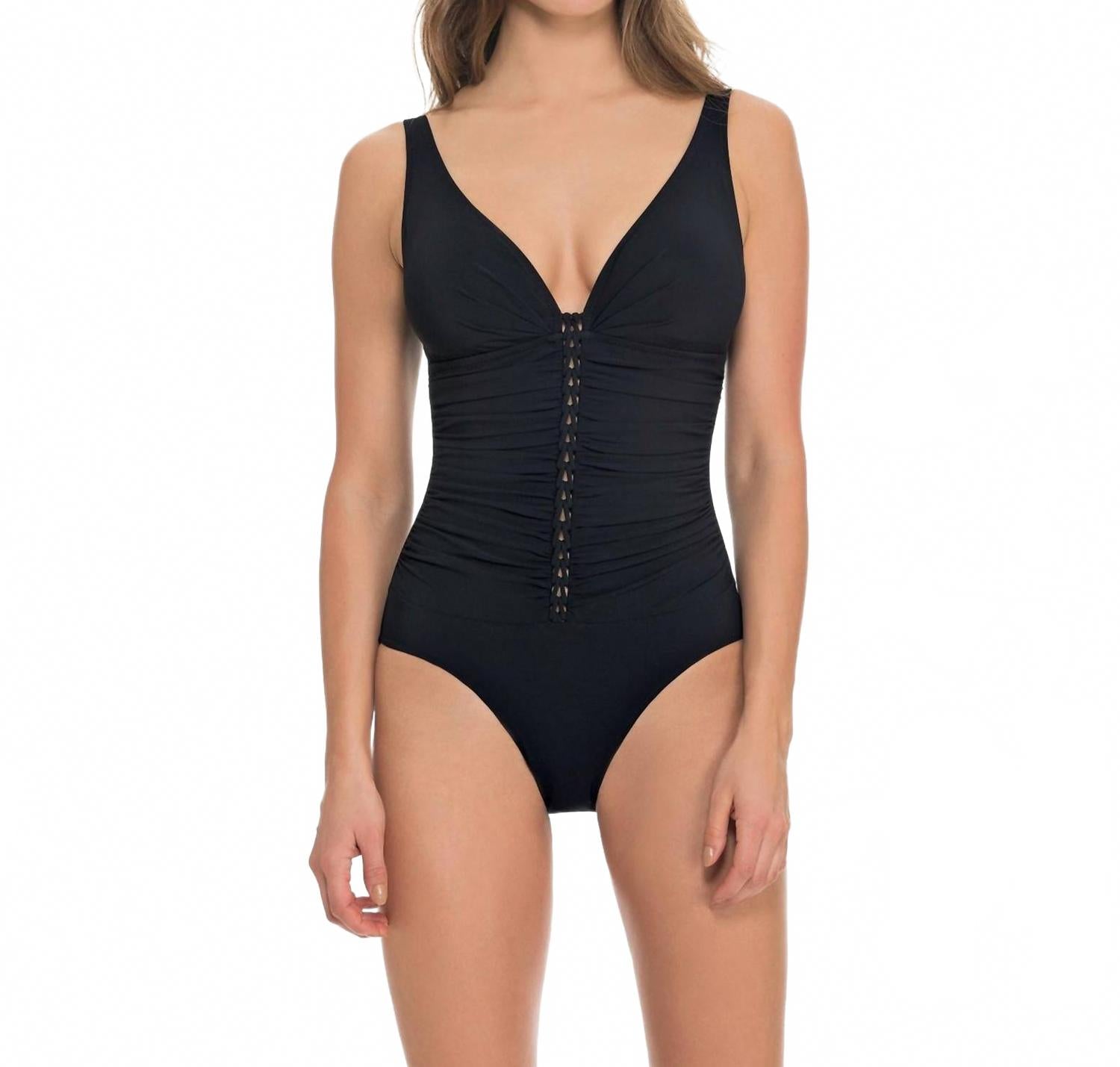 Слитный купальник с V-образным вырезом и чашечкой D, черный, с присборенным лифом Profile by Gottex
Слитный купальник с V-образным вырезом и чашечкой D, черный, с присборенным лифом Profile by Gottex