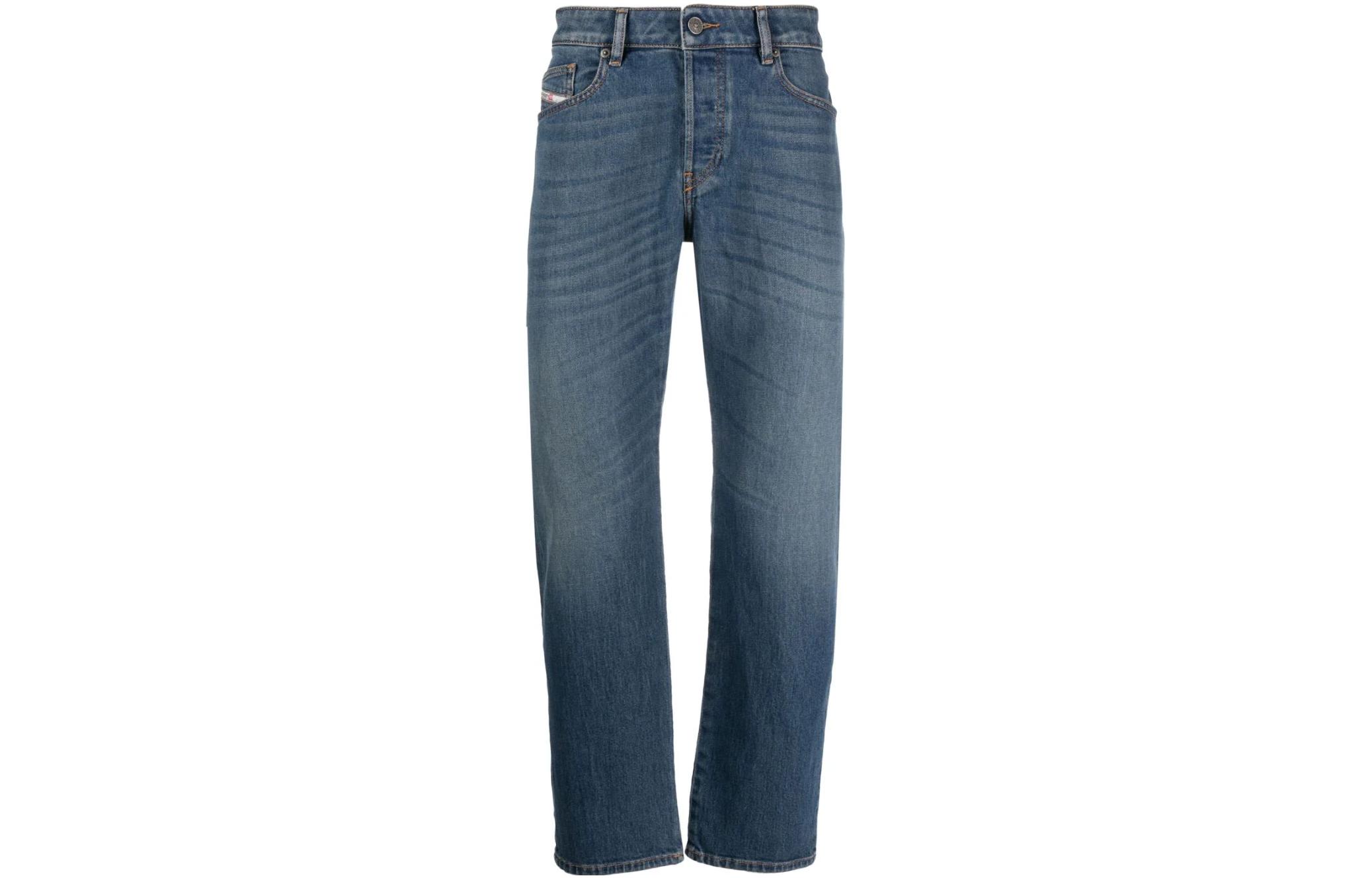 Джинсы D-Mihtry с эффектом потертости зауженные DIESEL, индиго
Джинсы D-Mihtry с эффектом потертости зауженные DIESEL, индиго