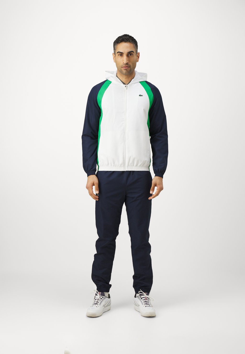 Спортивный костюм TRACKSUIT SET Lacoste Sport, белый
Спортивный костюм TRACKSUIT SET Lacoste Sport, белый