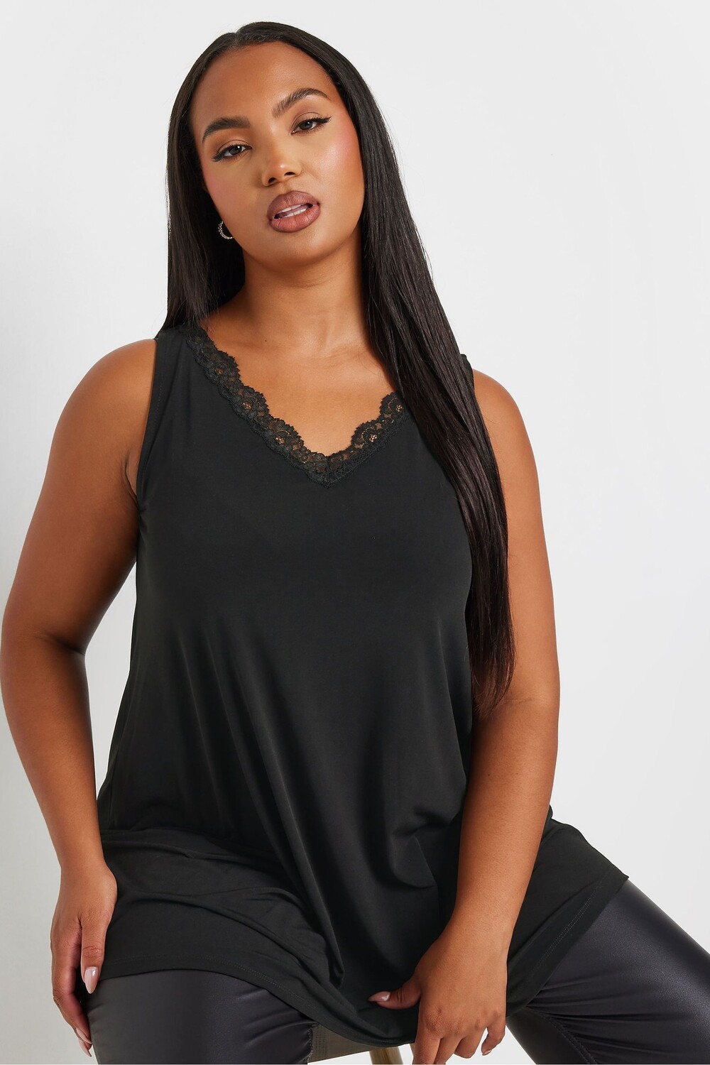 Верх жилета с кружевными деталями Yours Curve, черный
Верх жилета с кружевными деталями Yours Curve, черный