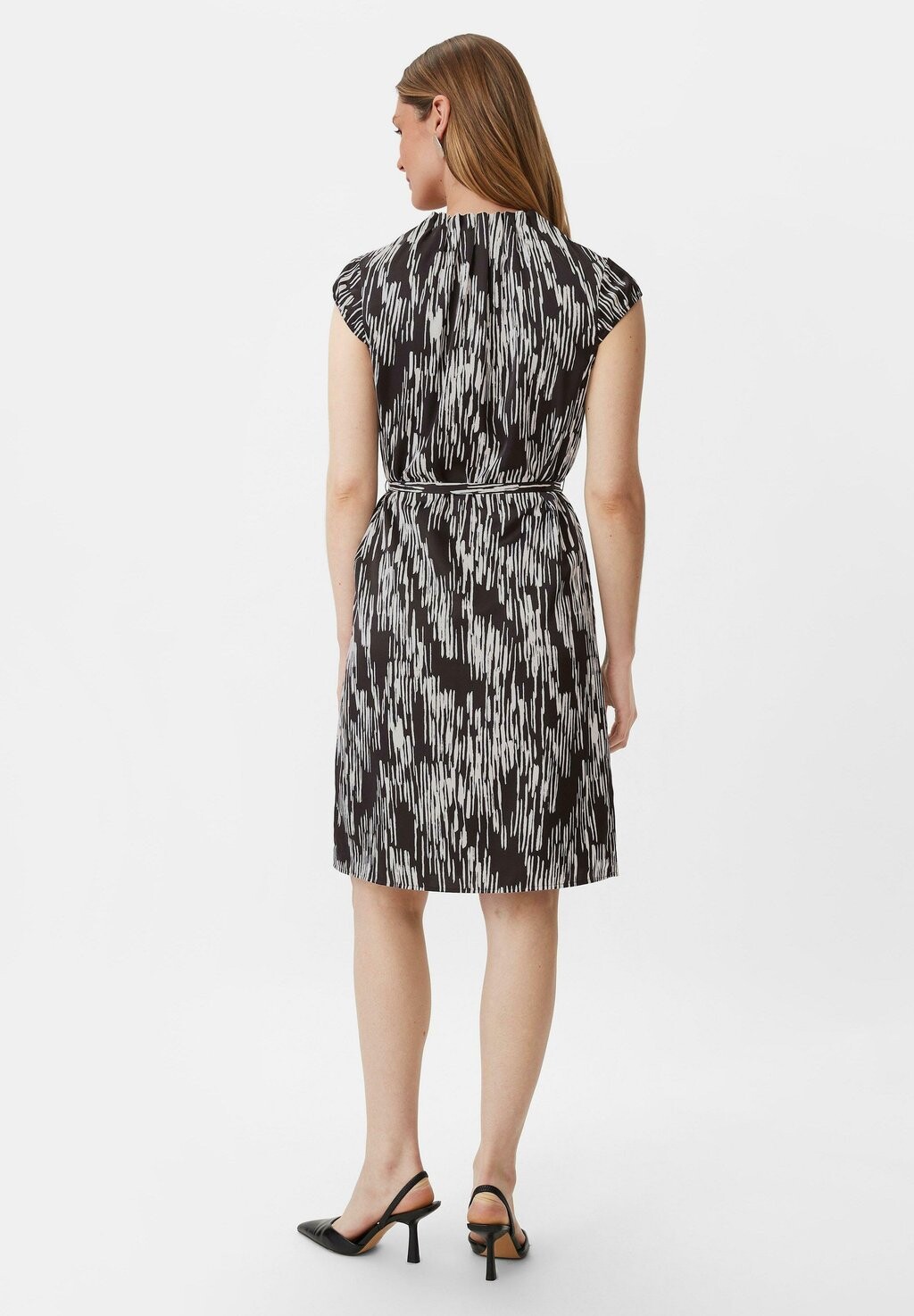 Дневное платье comma, черный
Дневное платье comma, черный