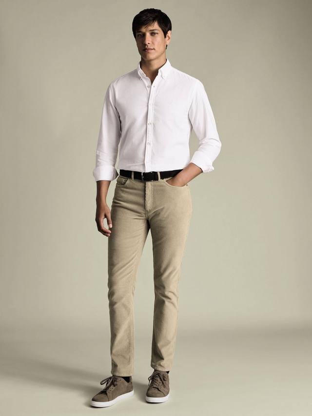 Узкие джинсы из вельвета с пятью карманами Charles Tyrwhitt, Cappuccino
Узкие джинсы из вельвета с пятью карманами Charles Tyrwhitt, Cappuccino