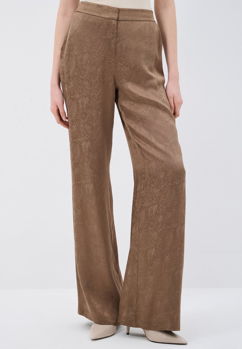 Брюки adL, светло-коричневый
Брюки adL, светло-коричневый