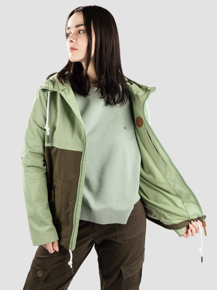 Куртка Kazane Naline Jacke, aspen green/grape leaf
Куртка Kazane Naline Jacke, aspen green/grape leaf