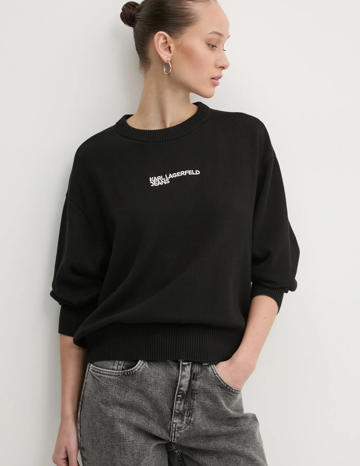 Свитер Karl Lagerfeld Jeans, черный
Свитер Karl Lagerfeld Jeans, черный