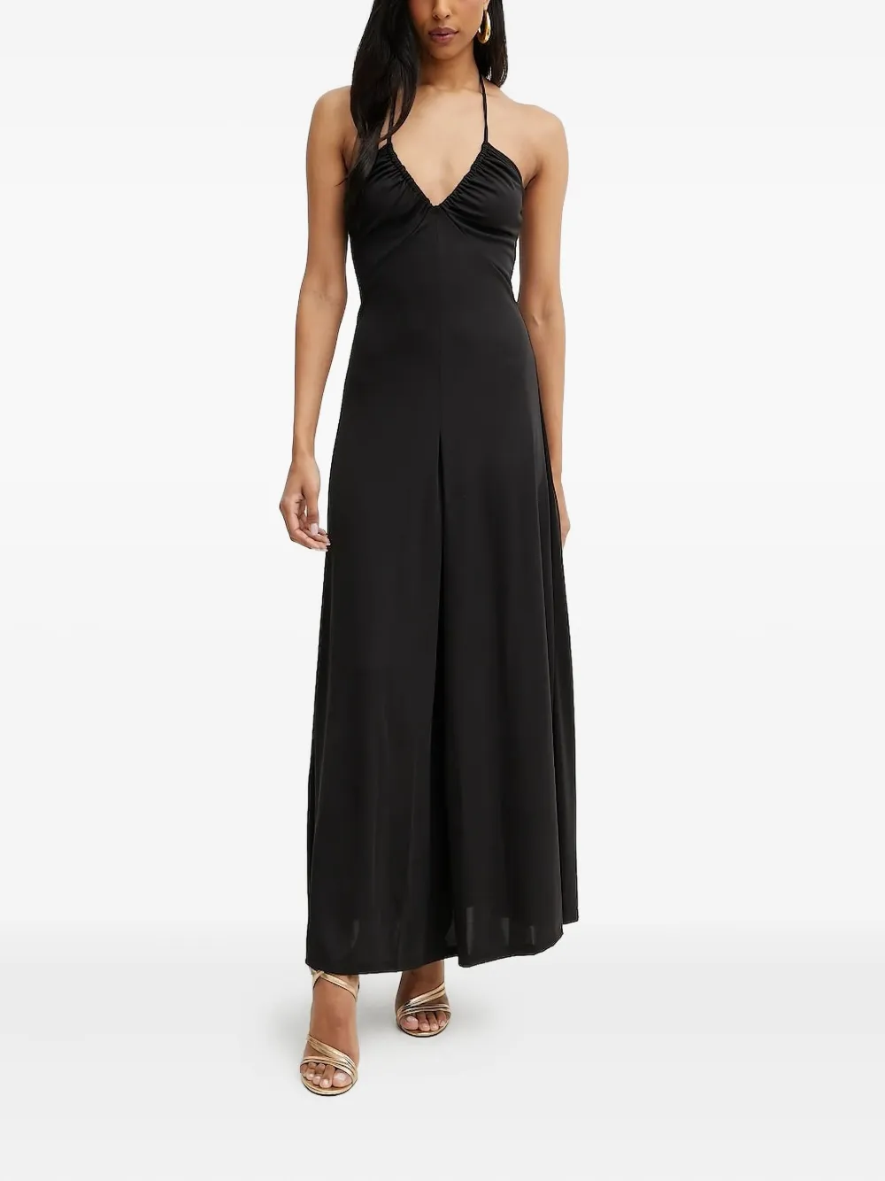 Платье макси с бретелью через шею и сборками Silvian Heach, черный
Платье макси с бретелью через шею и сборками Silvian Heach, черный