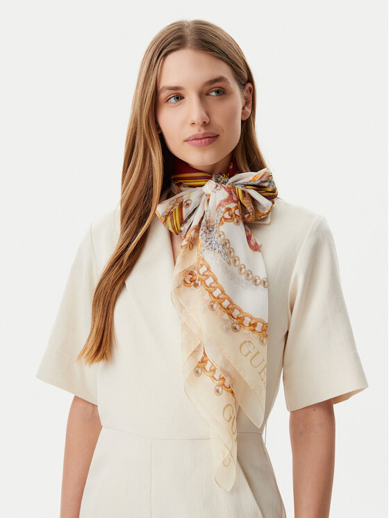 Шарф AW5297 SIL12 Guess, экрю 
Шарф AW5297 SIL12 Guess, экрю