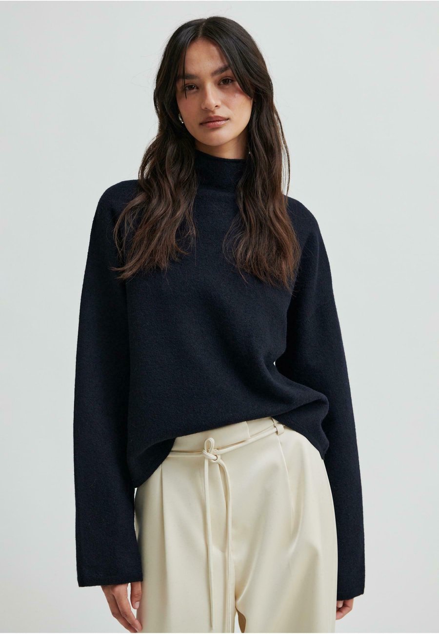 Джемпер Second Female Jumper, Dark Grey
Джемпер Second Female Jumper, Dark Grey