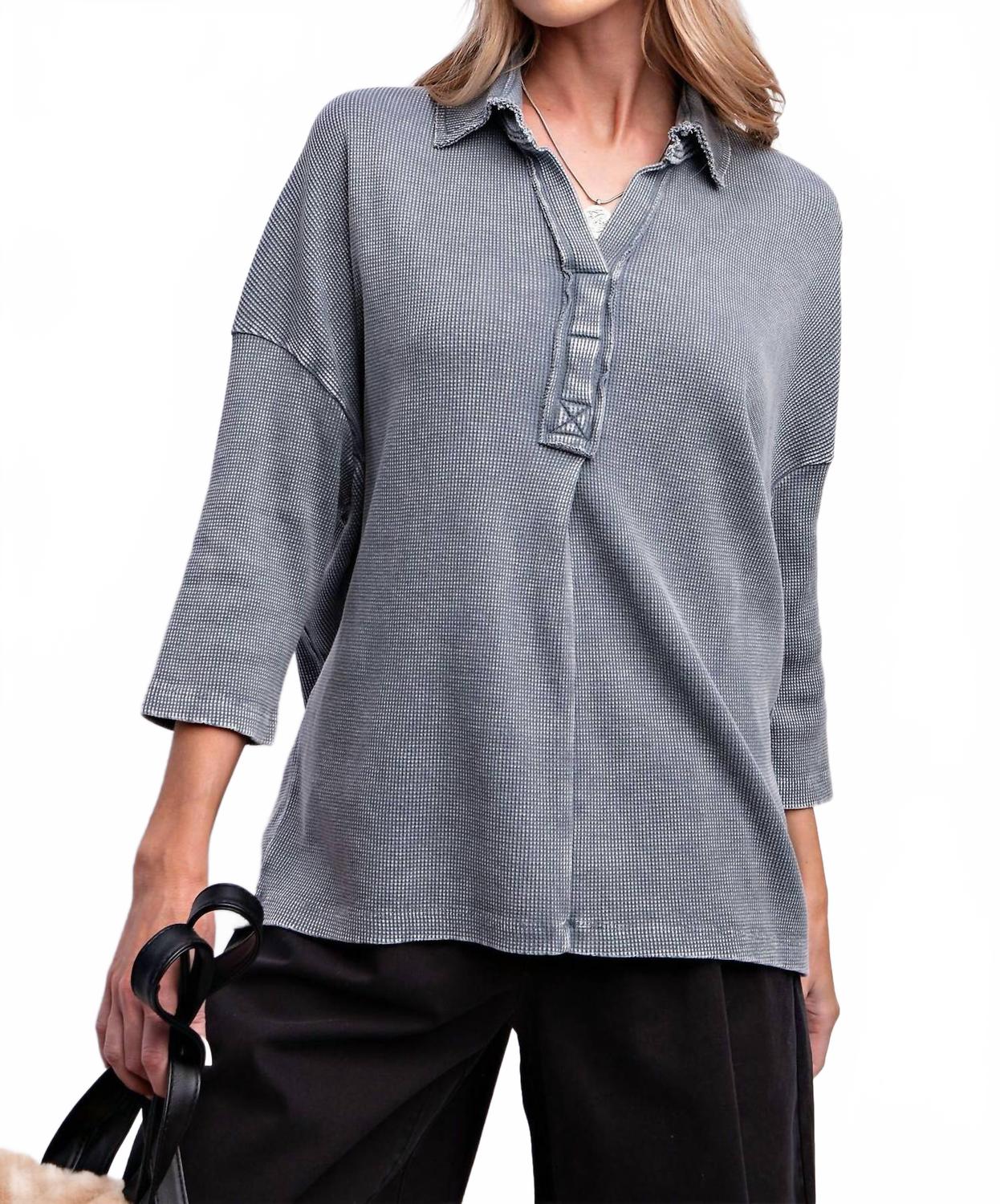 Выстиранный утепленный свободный топ в синем цвете Easel
Выстиранный утепленный свободный топ в синем цвете Easel