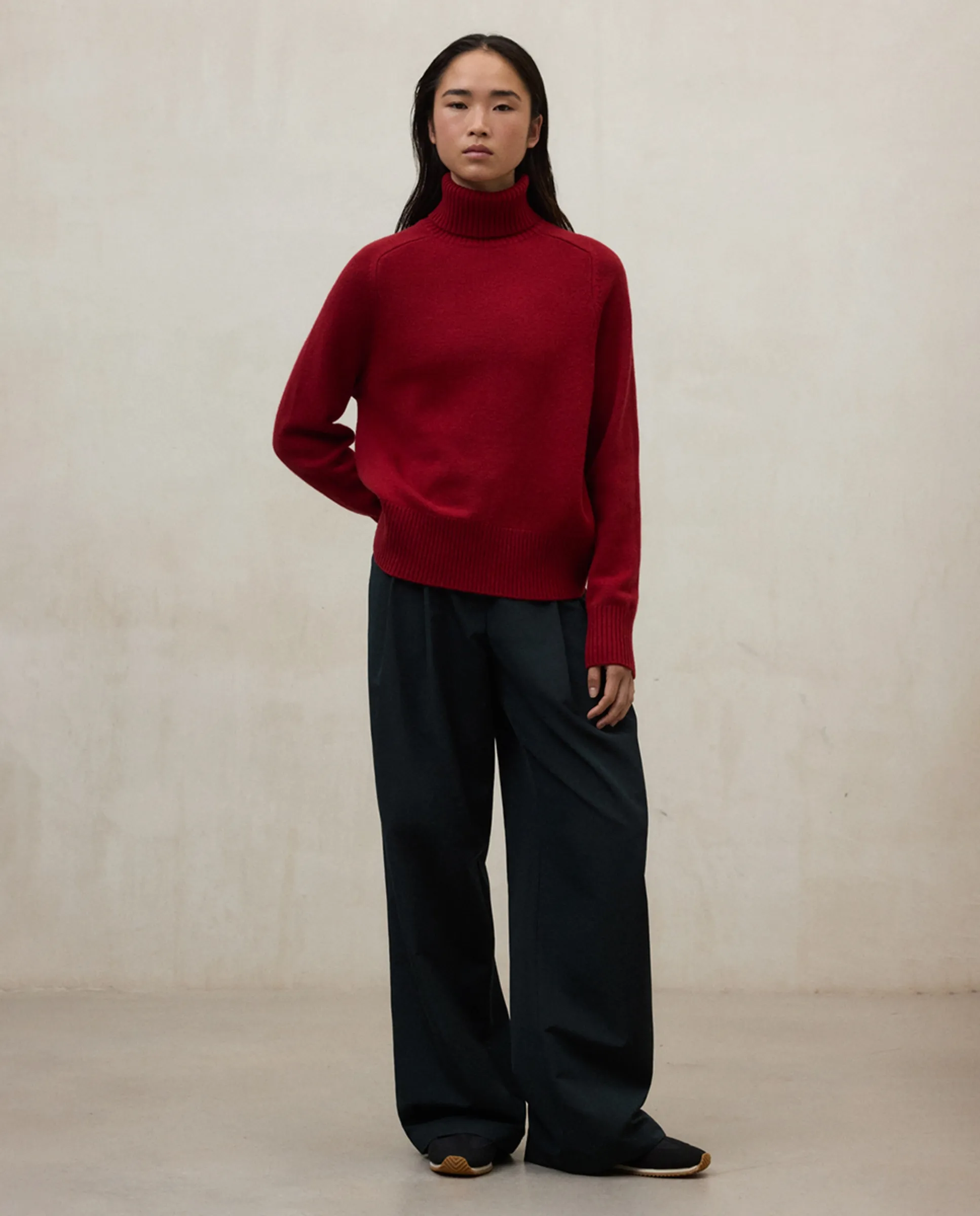 Женский джемпер с высоким воротником Ecoalf, бордовый
Женский джемпер с высоким воротником Ecoalf, бордовый