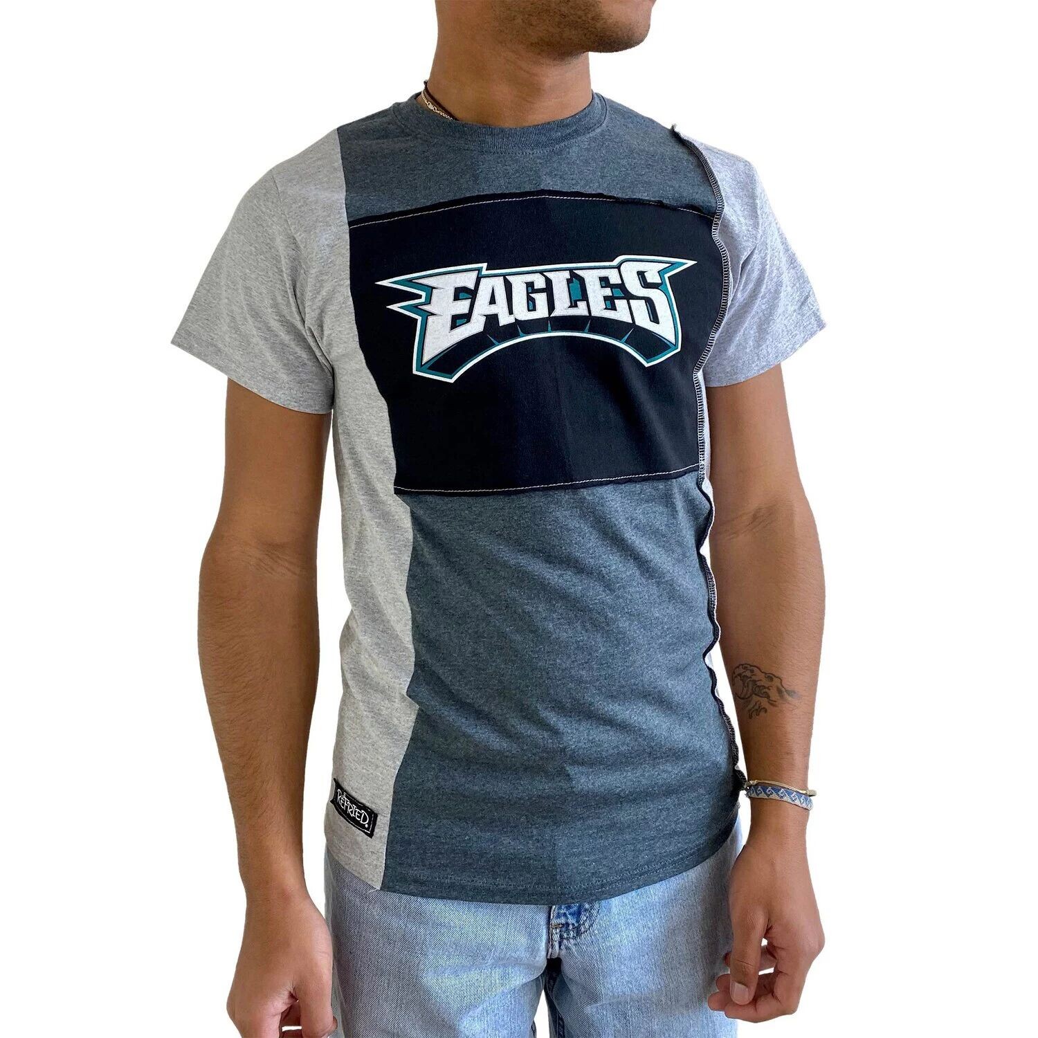 Мужская футболка с разрезом из экологически чистого материала Heather Charcoal Philadelphia Eagles Refried Apparel
Мужская футболка с разрезом из экологически чистого материала Heather Charcoal Philadelphia Eagles Refried Apparel