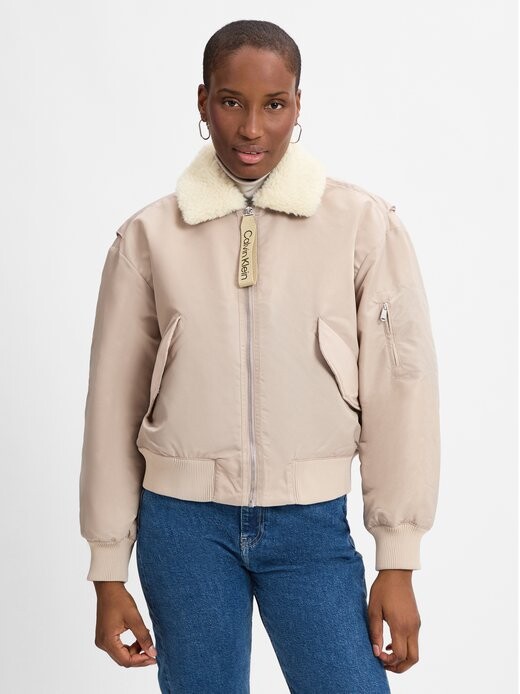 Блуза Calvin Klein Jeans, бежевый
Блуза Calvin Klein Jeans, бежевый