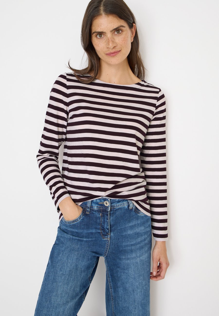 Топ Cecil Long sleeved top, Rot/Light Red
Топ Cecil Long sleeved top, Rot/Light Red