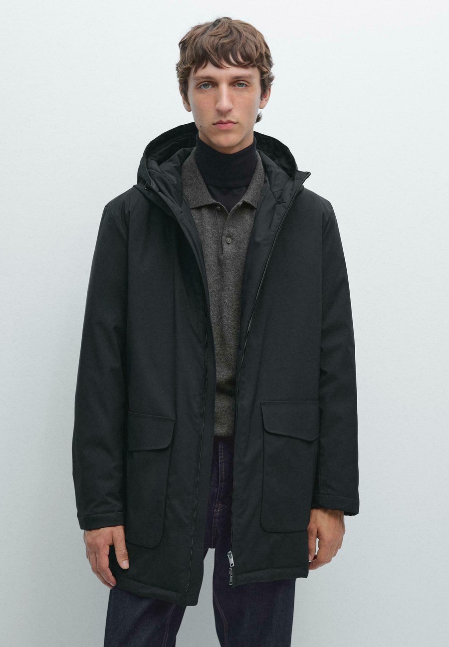 Пальто Massimo Dutti WATER-REPELLENT DOWN, Dark Blue
Пальто Massimo Dutti WATER-REPELLENT DOWN, Dark Blue