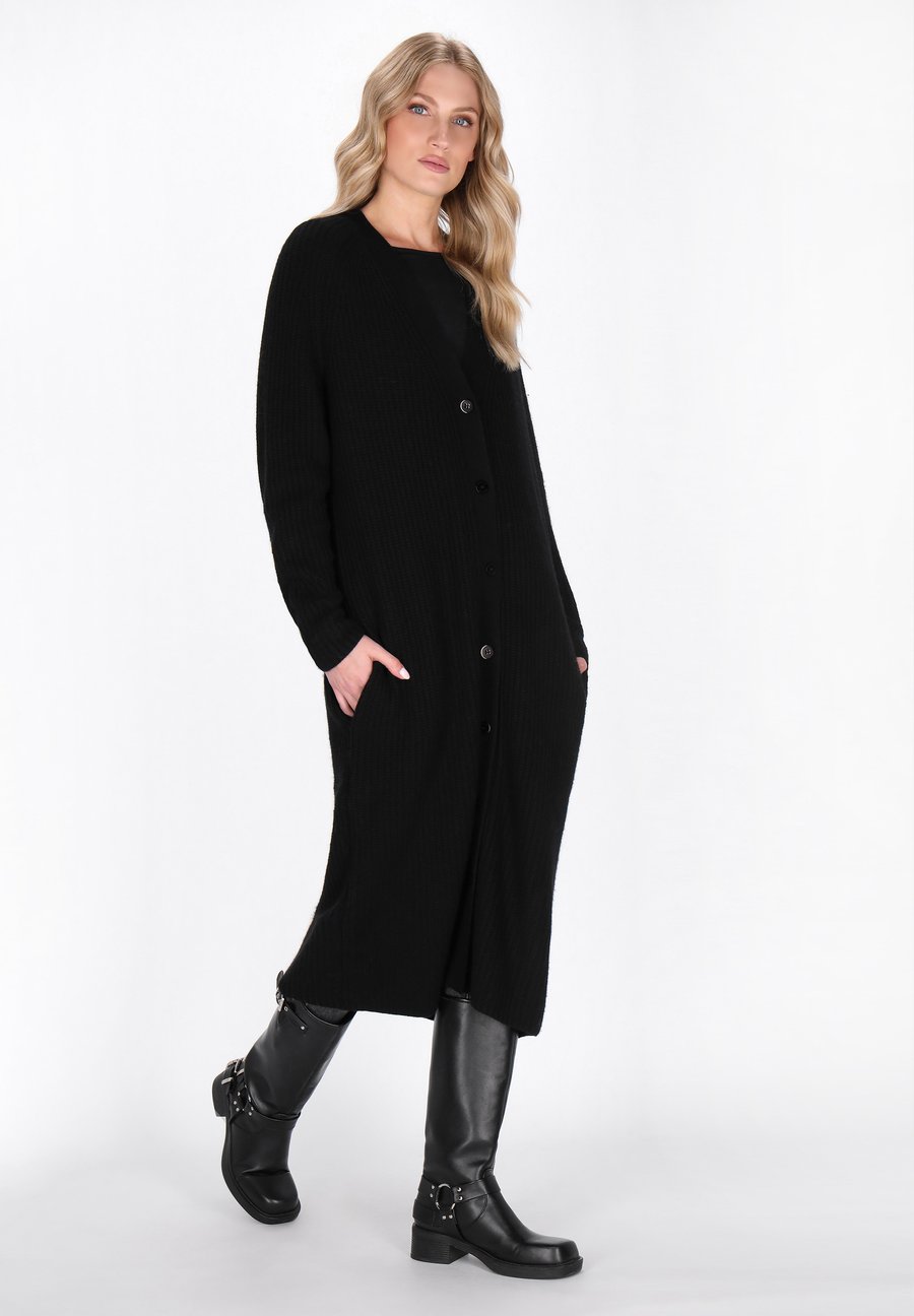 Кардиган DreiMaster Cardigan, Black
Кардиган DreiMaster Cardigan, Black