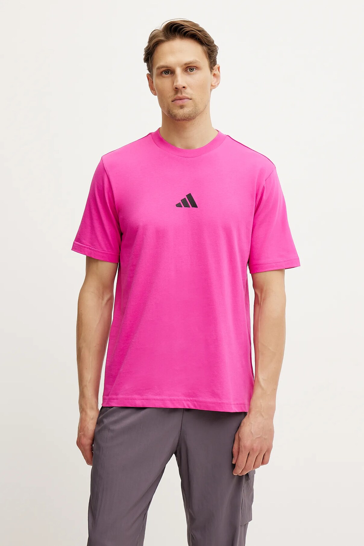 Футболка из хлопка Essential Adidas, розовый
Футболка из хлопка Essential Adidas, розовый