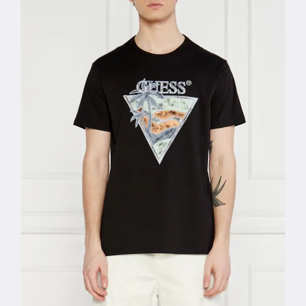Футболка стандартного кроя Guess, черный
Футболка стандартного кроя Guess, черный