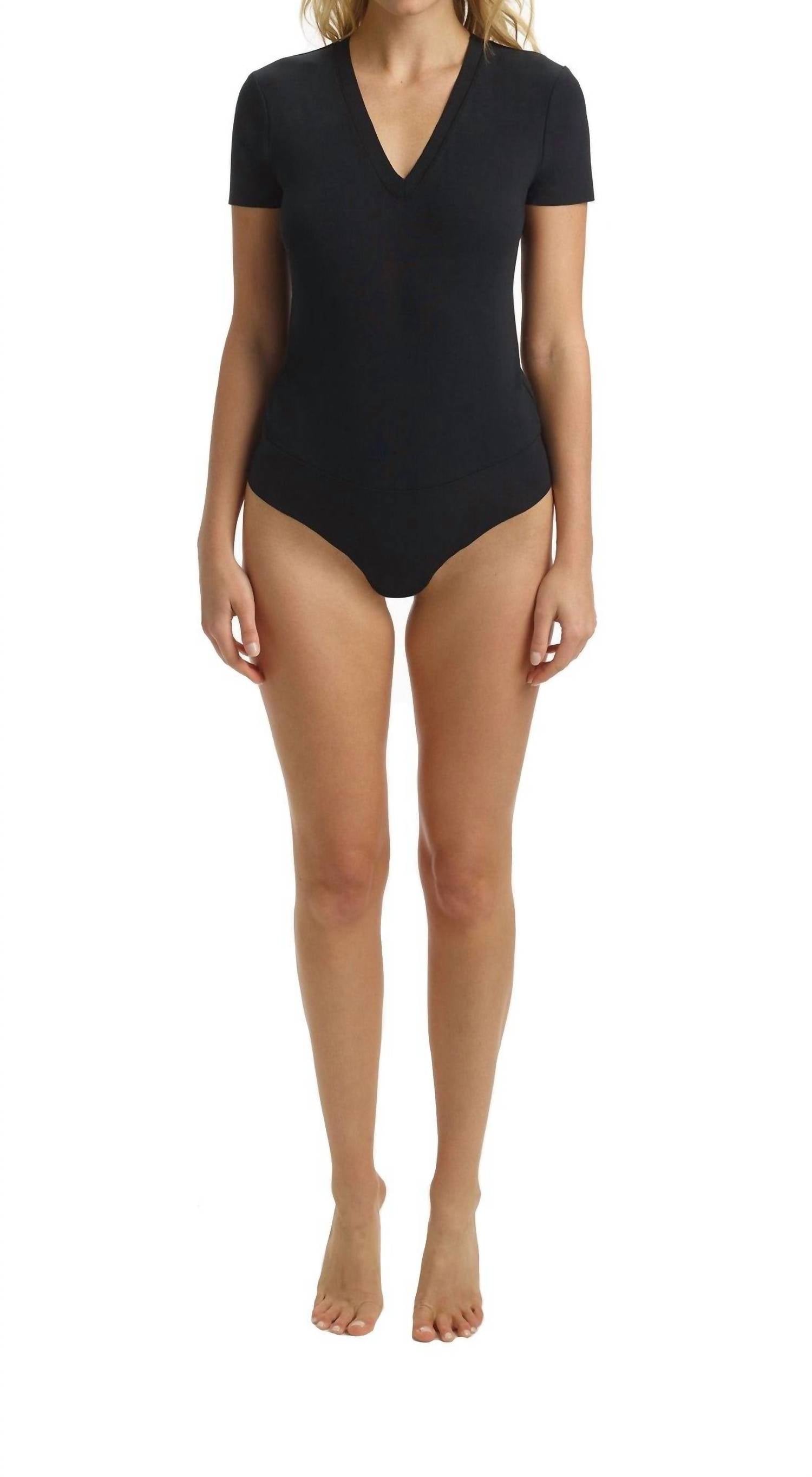 Футболка-боди Essential Cotton черного цвета MAISON COMMON
Футболка-боди Essential Cotton черного цвета MAISON COMMON