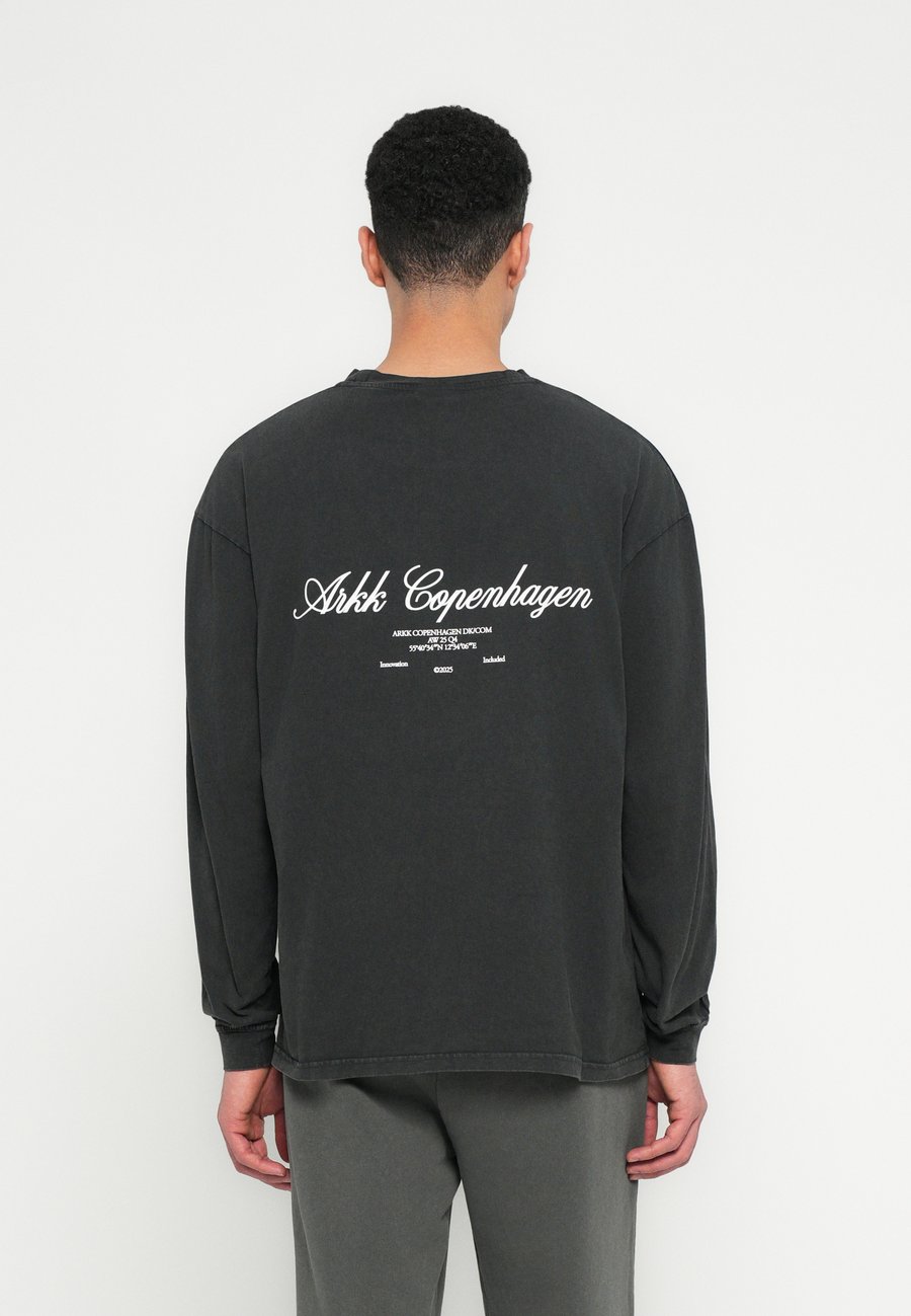 Толстовка ARKK Copenhagen UNISEX, Black, Черный, Толстовка ARKK Copenhagen UNISEX, Black
Толстовка ARKK Copenhagen UNISEX, Black, Черный, Толстовка ARKK Copenhagen UNISEX, Black