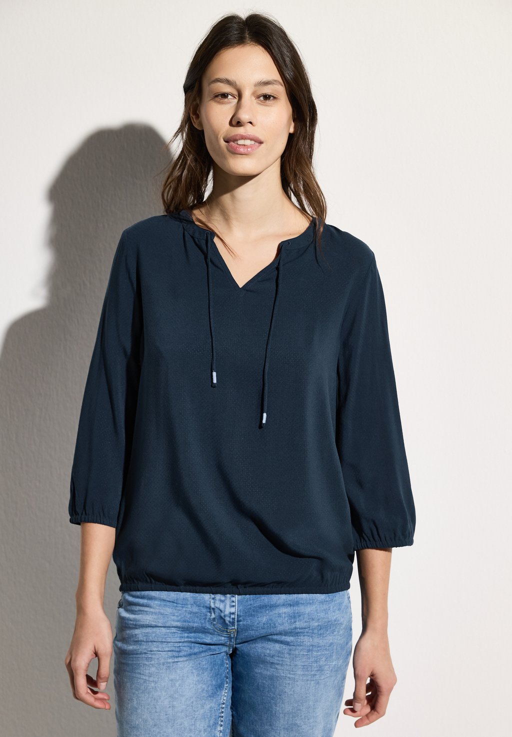 Блуза IN UNI Cecil, цвет Blau
Блуза IN UNI Cecil, цвет Blau