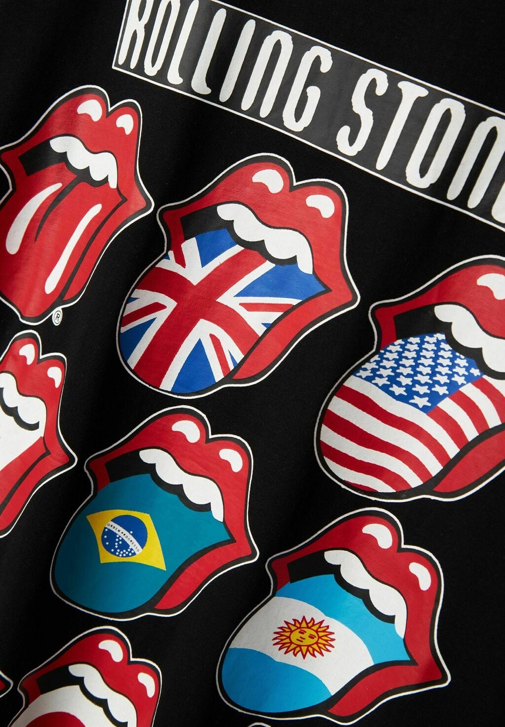 Футболка с принтом LMTD, черный
Футболка с принтом LMTD, черный