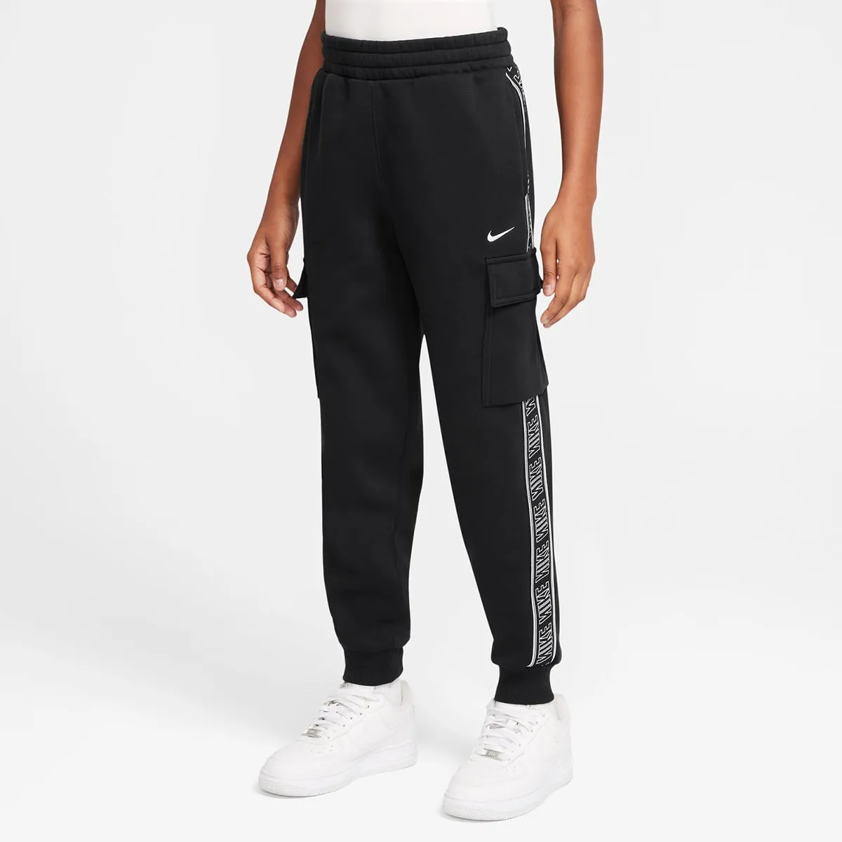 Детские брюки Sportswear Club+ Nike, черный
Детские брюки Sportswear Club+ Nike, черный