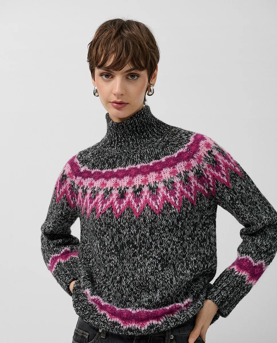 Женский джемпер с высоким воротником и альпийским узором Roberto Verino, темно-серый
Женский джемпер с высоким воротником и альпийским узором Roberto Verino, темно-серый