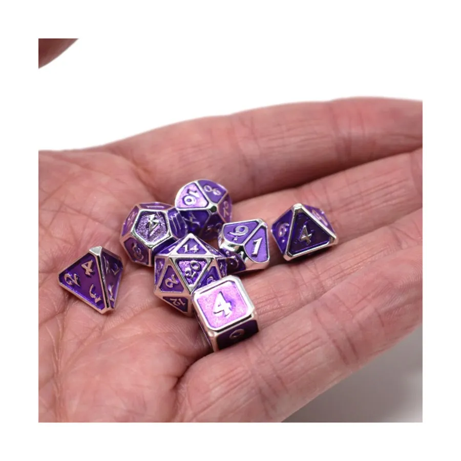 Мини-поликомплект Critlings — платиновый аметист (7), Metal Poly Dice Sets (Die Hard Dice)
Мини-поликомплект Critlings — платиновый аметист (7), Metal Poly Dice Sets (Die Hard Dice)