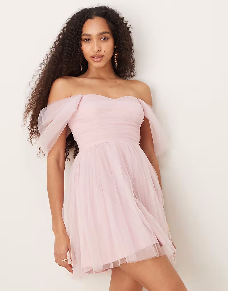 Мини-платье из тюля с открытыми плечами Lace & Beads цвета пудрово-розового
Мини-платье из тюля с открытыми плечами Lace & Beads цвета пудрово-розового