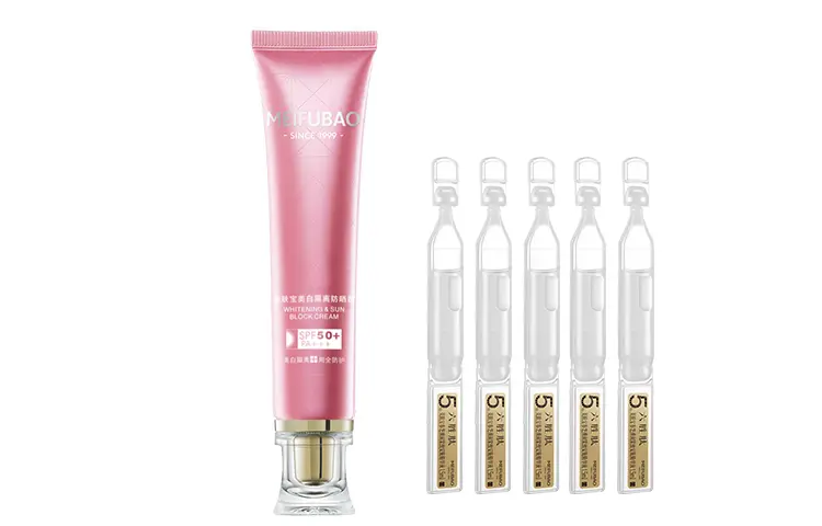 Многофункциональный крем для защиты от солнца all in one с защитой от ультрафиолета 40 мл SINCE 1999
Многофункциональный крем для защиты от солнца all in one с защитой от ультрафиолета 40 мл SINCE 1999