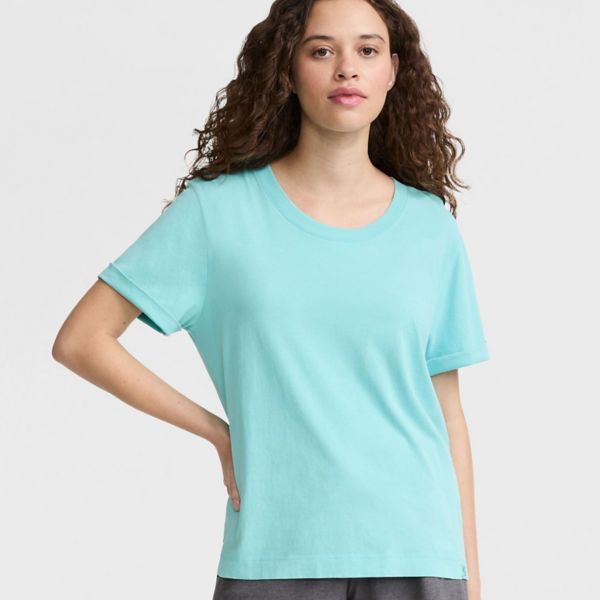 Женская винтажная футболка с эффектом потертости Champion, цвет aquarelle blue light
Женская винтажная футболка с эффектом потертости Champion, цвет aquarelle blue light