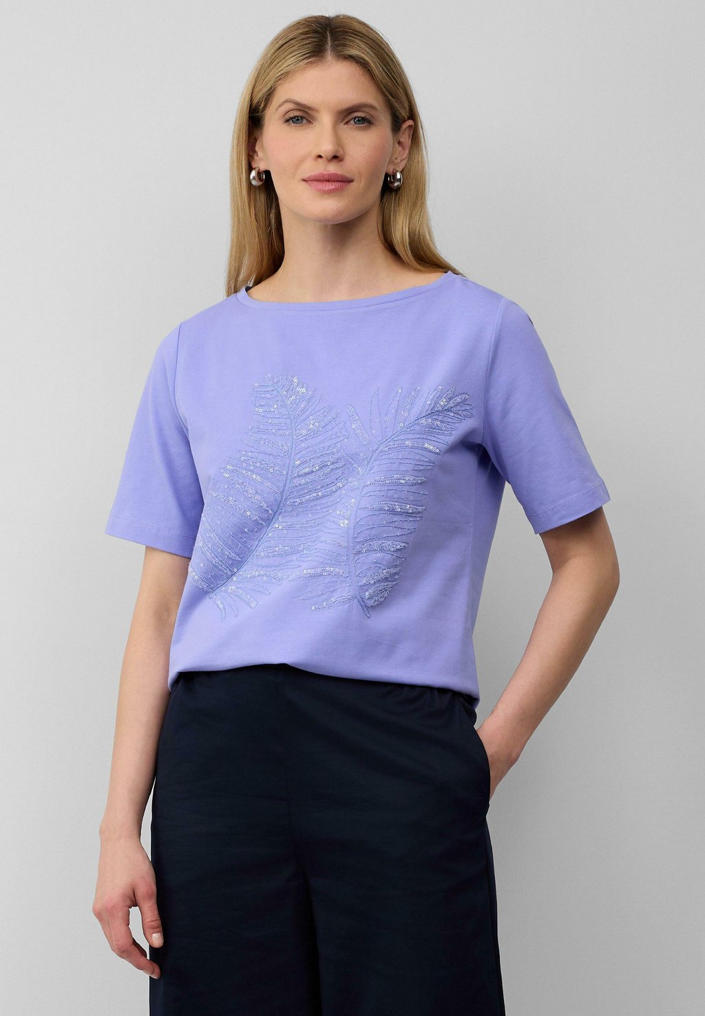 Футболка с принтом s.Oliver BLACK LABEL, фиолетовый
Футболка с принтом s.Oliver BLACK LABEL, фиолетовый