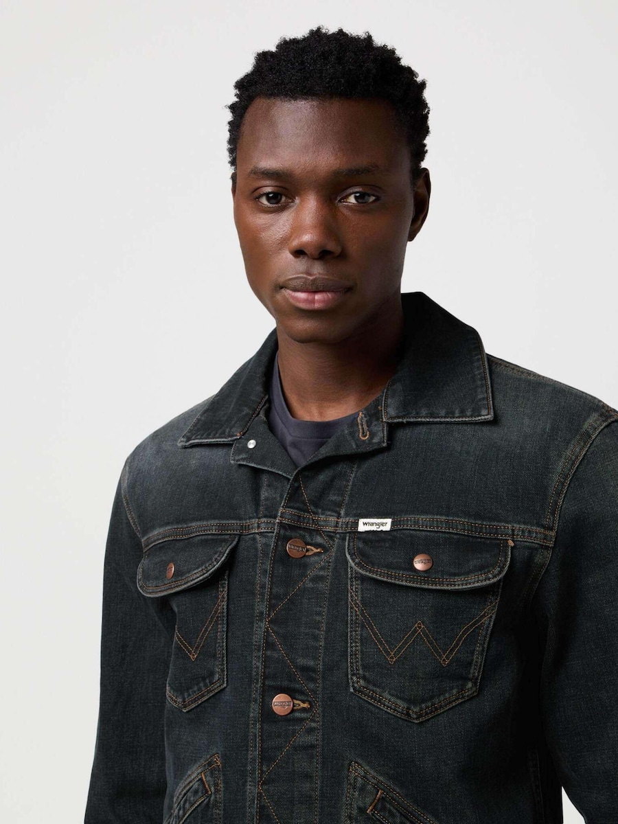 Зимняя куртка WRANGLER 124Mj, серый
Зимняя куртка WRANGLER 124Mj, серый