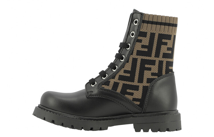 Ботинки в стиле милитари Fendi Kids с мотивом FF
Ботинки в стиле милитари Fendi Kids с мотивом FF