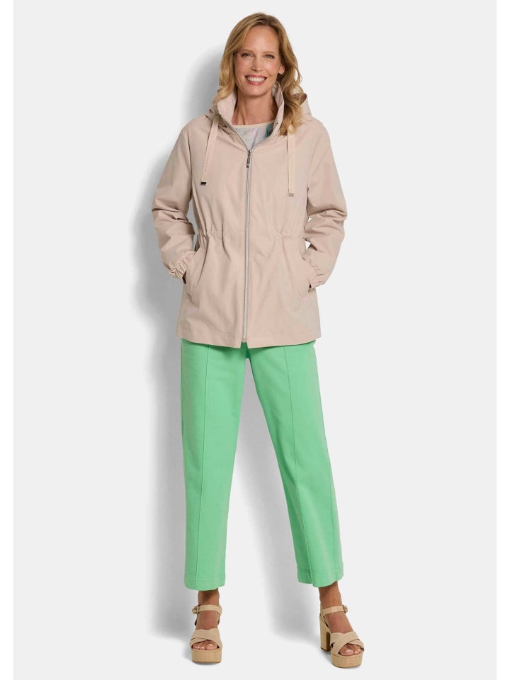 GOLDNER Ветровка-куртка для отдыха с капюшоном, бежевого цвета
GOLDNER Ветровка-куртка для отдыха с капюшоном, бежевого цвета