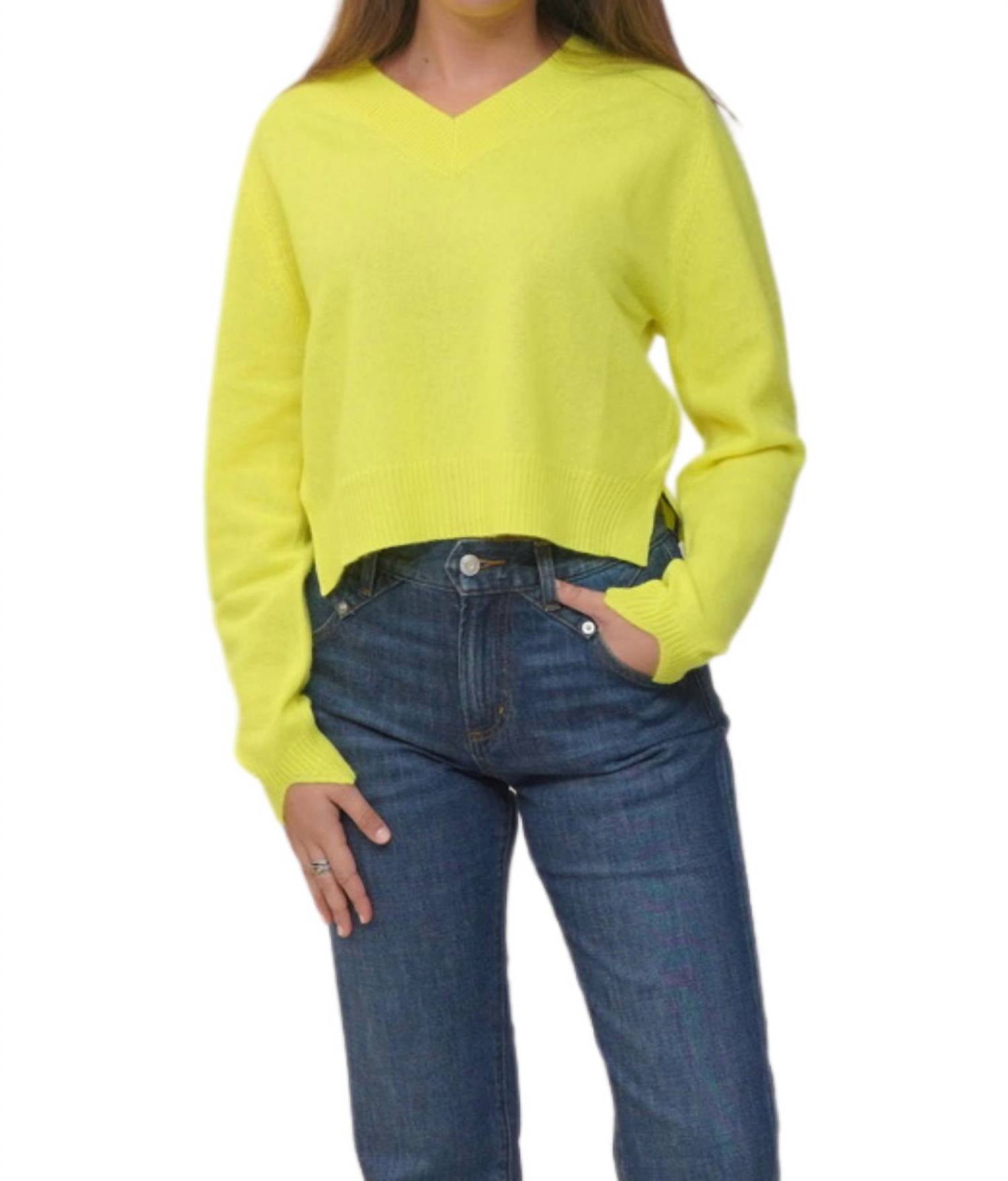 Желтый мини-топ с v-образным вырезом Cocolina CRUSH
Желтый мини-топ с v-образным вырезом Cocolina CRUSH