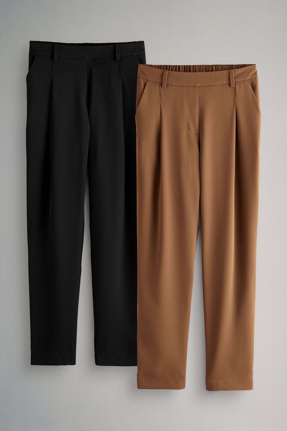 Пары узких зауженных брюк The Set, черный
Пары узких зауженных брюк The Set, черный