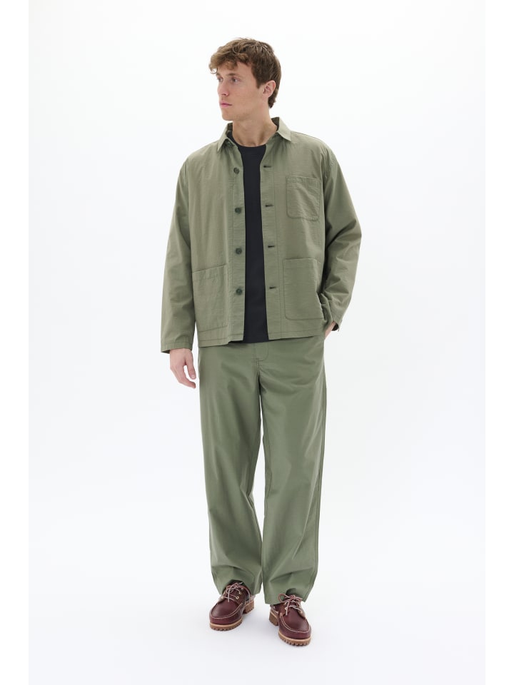 Повседневные брюки MAchino свободного кроя в легкой армейской расцветке Matinique
Повседневные брюки MAchino свободного кроя в легкой армейской расцветке Matinique