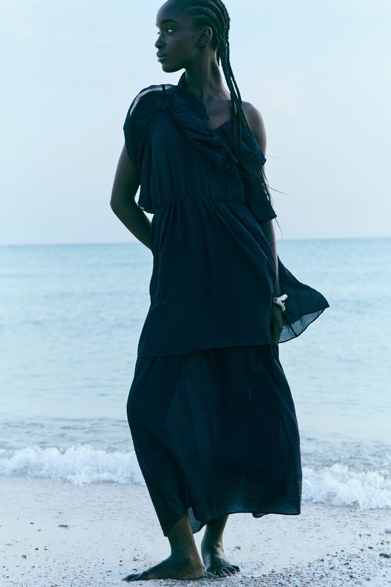 Платье с открытыми плечами H&M, синий
Платье с открытыми плечами H&M, синий