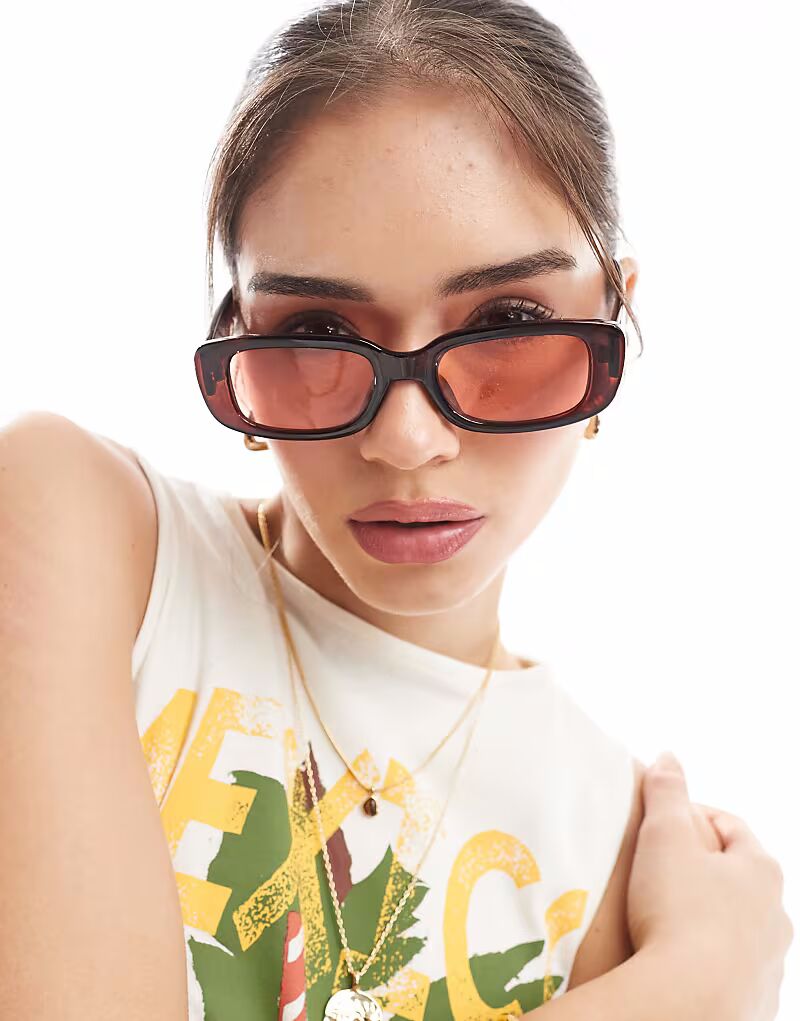 Солнцезащитные очки AIRE Ceres в прямоугольной оправе шоколадно-коричневого цвета
Солнцезащитные очки AIRE Ceres в прямоугольной оправе шоколадно-коричневого цвета