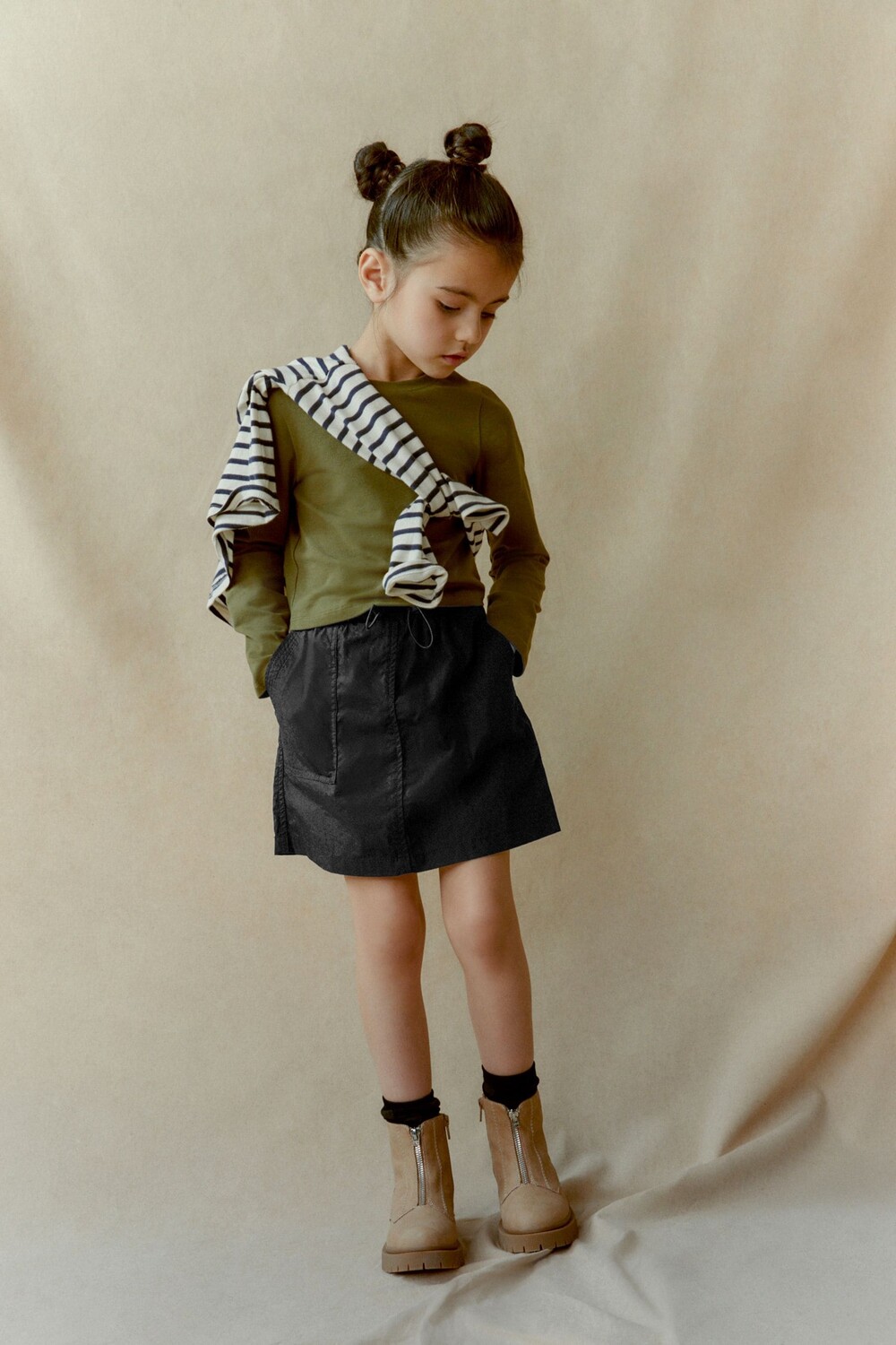 Юбка карго с карманами в парашютном стиле Next, черный 
Юбка карго с карманами в парашютном стиле Next, черный