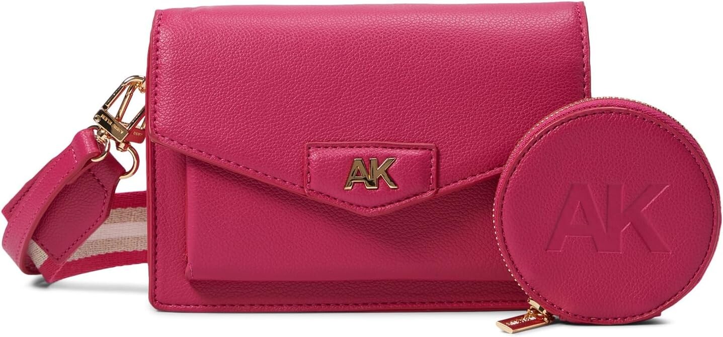 Сумка кросс-боди Anne Klein Small Flap Crossbody with Web Strap, цвет Hibiscus Pink/Hibiscus/Gold, Розовый, Сумка кросс-боди Anne Klein Small Flap Crossbody with Web Strap, цвет Hibiscus Pink/Hibiscus/Gold
Сумка кросс-боди Anne Klein Small Flap Crossbody with Web Strap, цвет Hibiscus Pink/Hibiscus/Gold, Розовый, Сумка кросс-боди Anne Klein Small Flap Crossbody with Web Strap, цвет Hibiscus Pink/Hibiscus/Gold