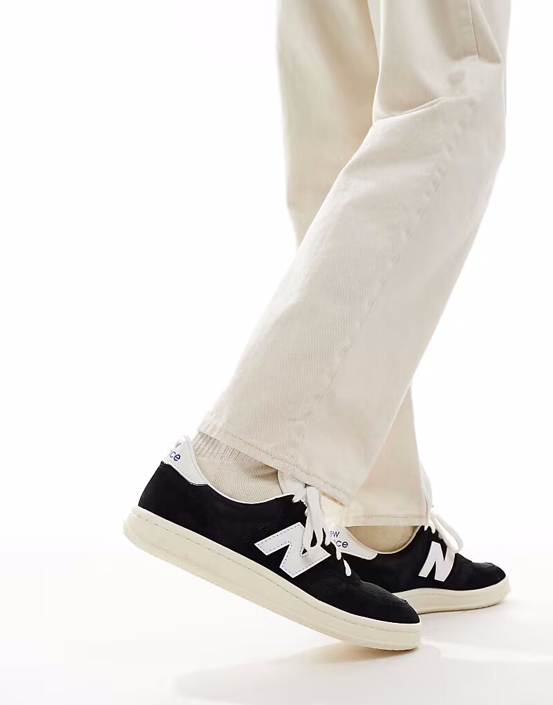 Кроссовки New Balance CT500 черного цвета
Кроссовки New Balance CT500 черного цвета