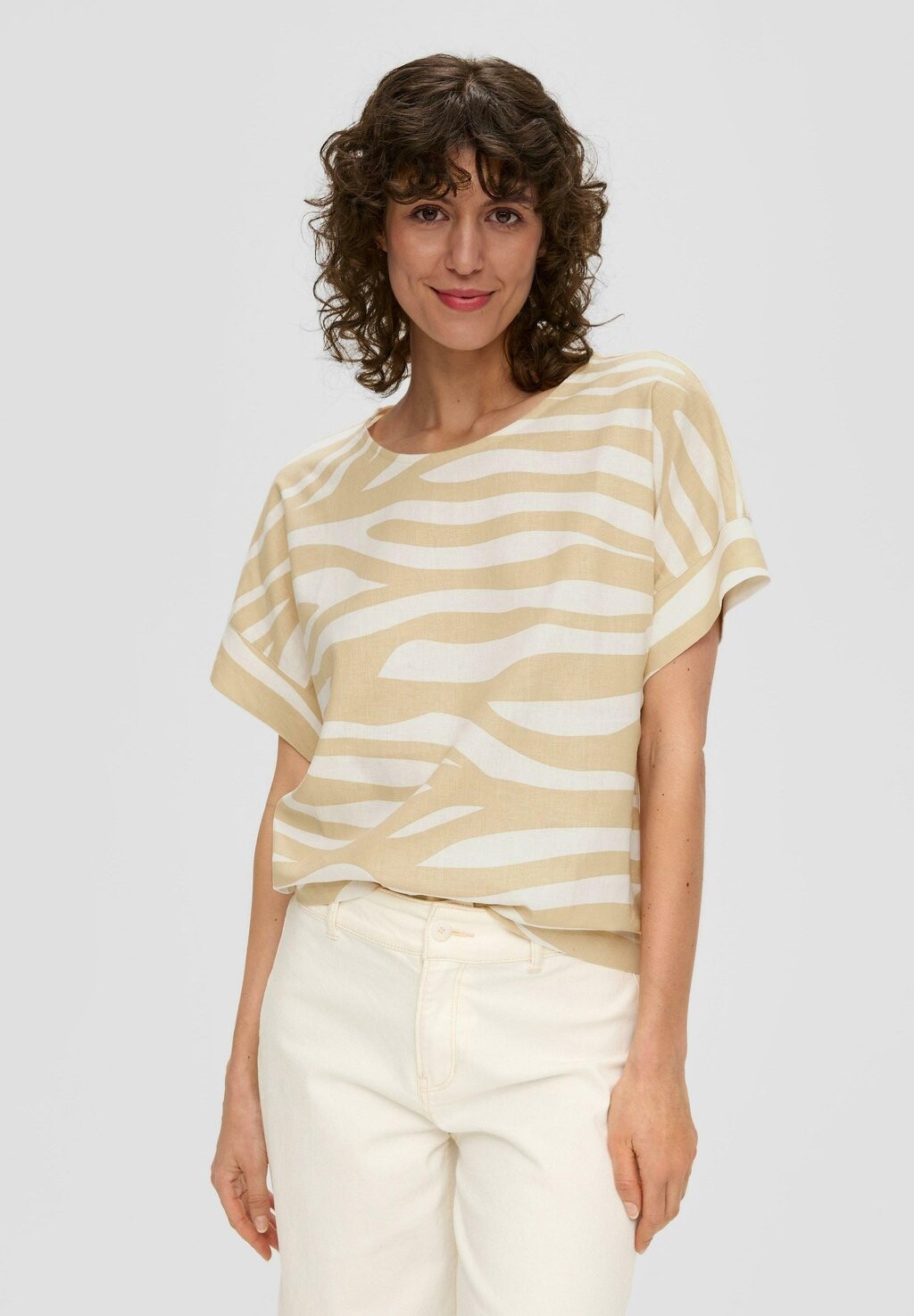 Блуза s.Oliver, бежевый
Блуза s.Oliver, бежевый