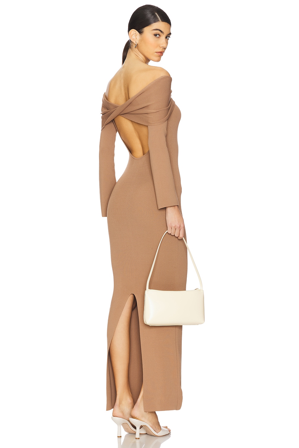 Платье-свитер Georgia от All The Ways, brown
Платье-свитер Georgia от All The Ways, brown