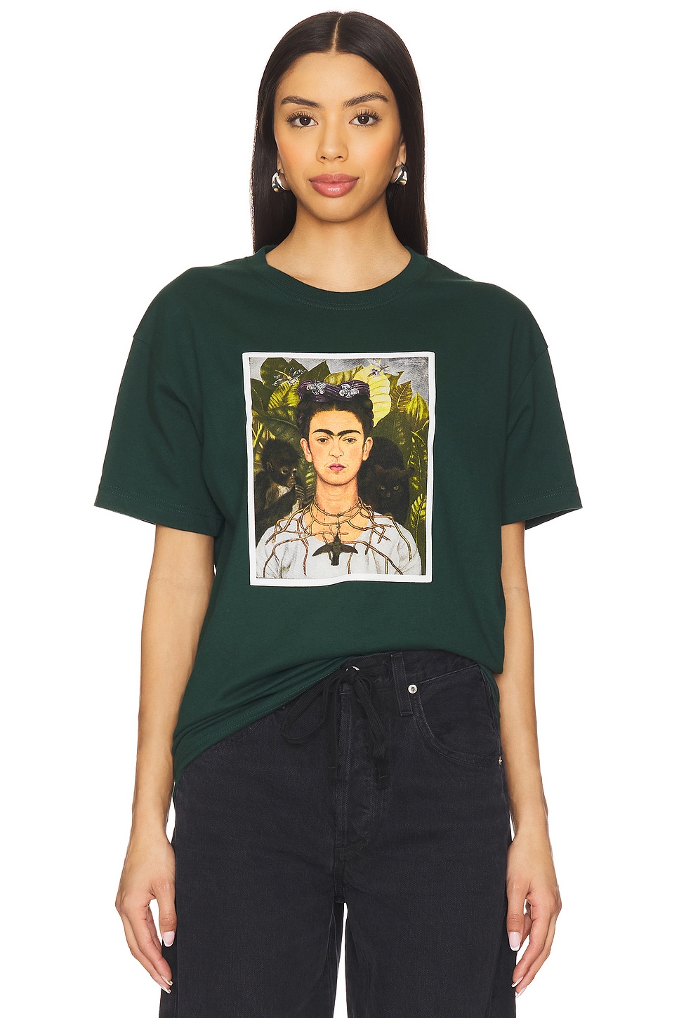 Футболка в стиле бокси Frida Kahlo от Philcos, forest green
Футболка в стиле бокси Frida Kahlo от Philcos, forest green