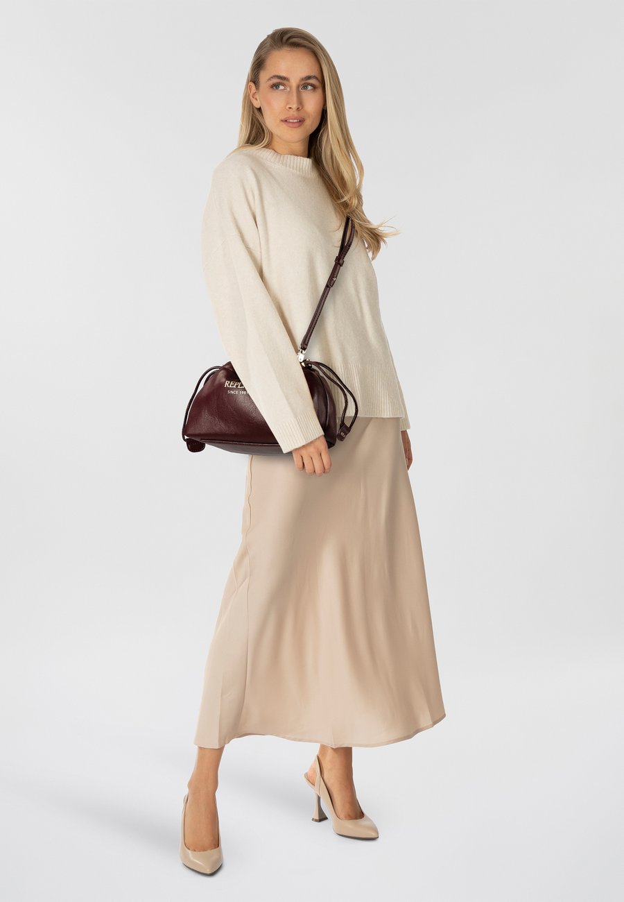 Сумка Replay Handbag, Huckleberry/Bordeaux
Сумка Replay Handbag, Huckleberry/Bordeaux