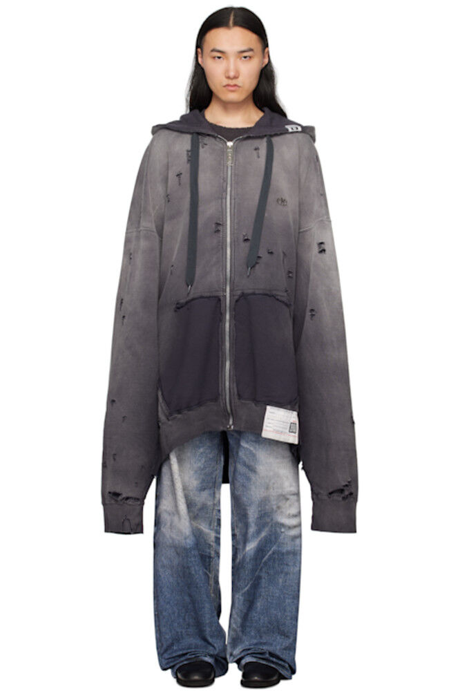 Черная выцветшая на солнце толстовка с капюшоном на молнии Maison MIHARA YASUHIRO
Черная выцветшая на солнце толстовка с капюшоном на молнии Maison MIHARA YASUHIRO