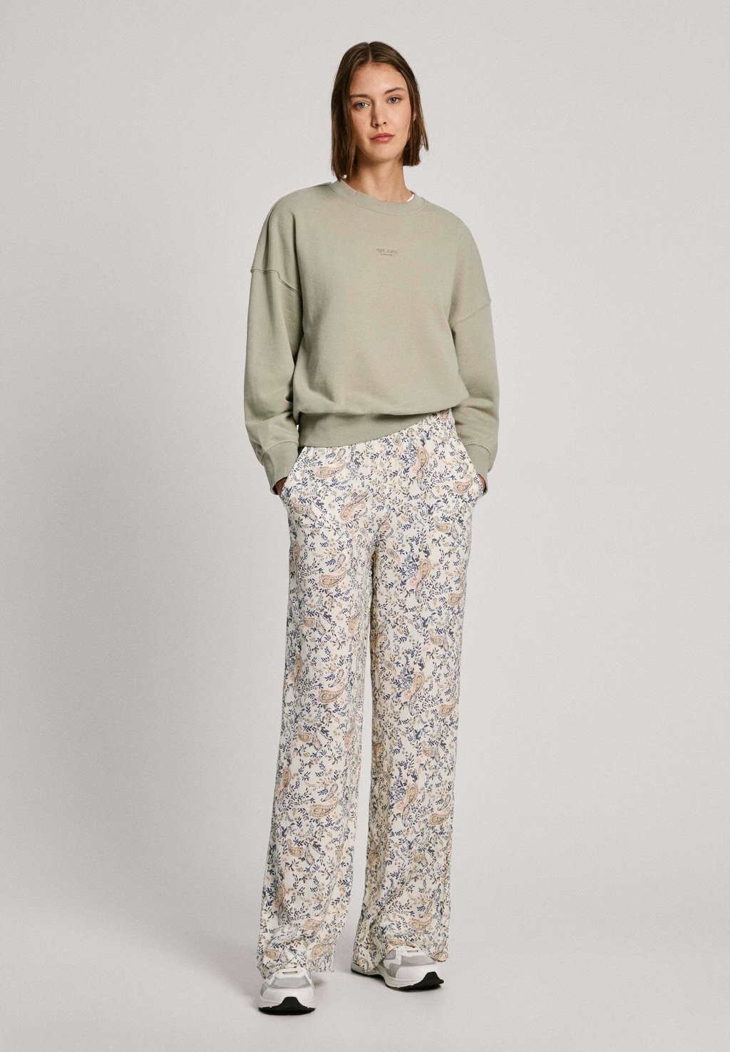 Тканевые брюки MERET Pepe Jeans, кремовый
Тканевые брюки MERET Pepe Jeans, кремовый